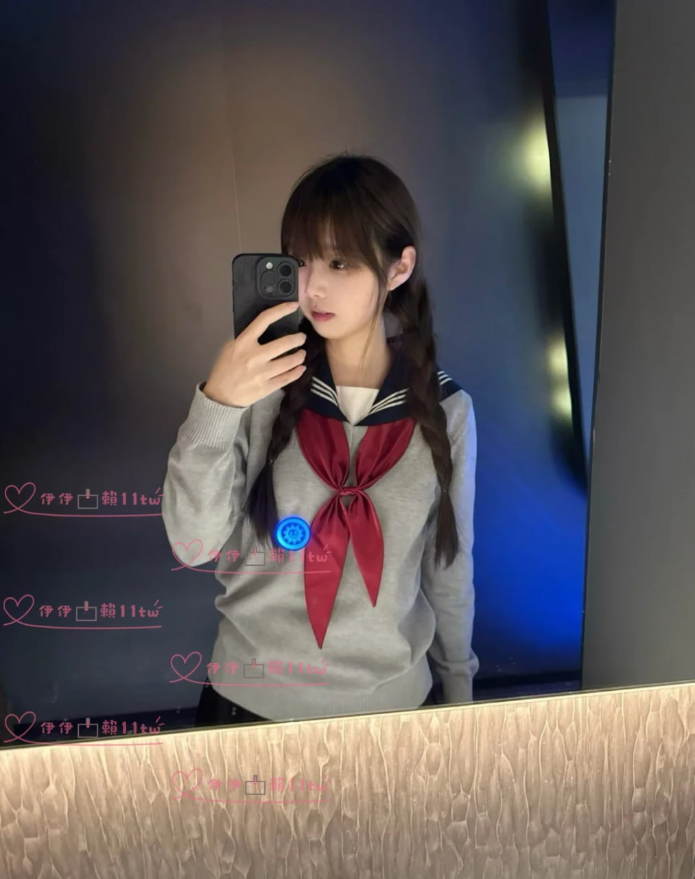 吱吱
